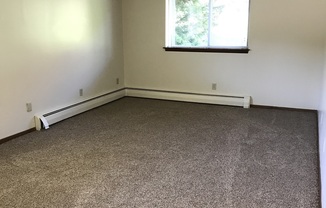 Studio, 1 bath, 407 sqft, $1,075, Unit 107