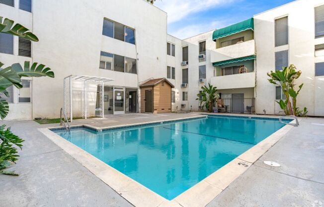 Tarzana Five Apartments