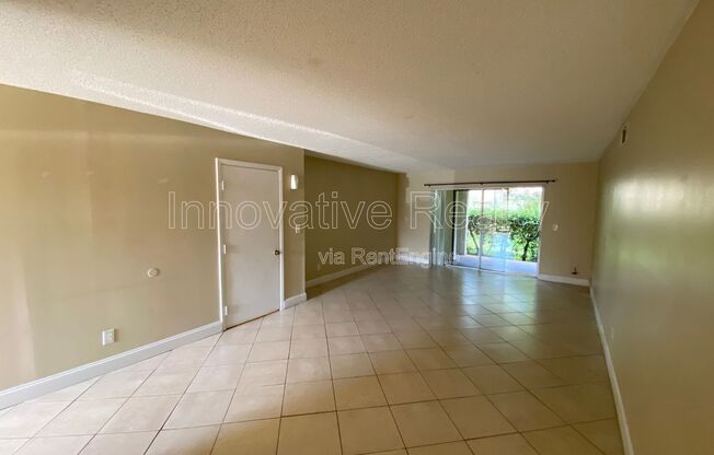 623 E SAN SEBASTIAN CT