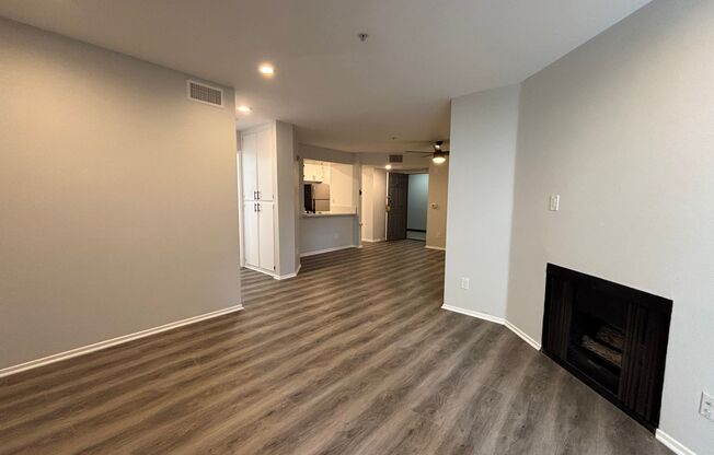2 beds, 2 baths, 1,150 sqft, $2,148, Unit 112