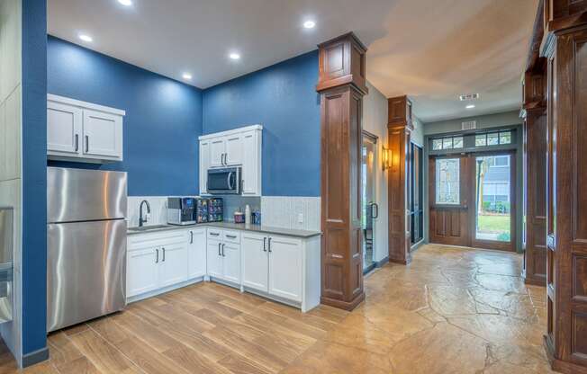 Lodge at Cypresswood Apartments - Gourmet coffee bar