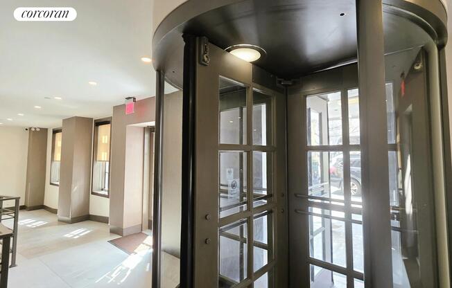 1 bed, 1 bath, $5,500, Unit 10I