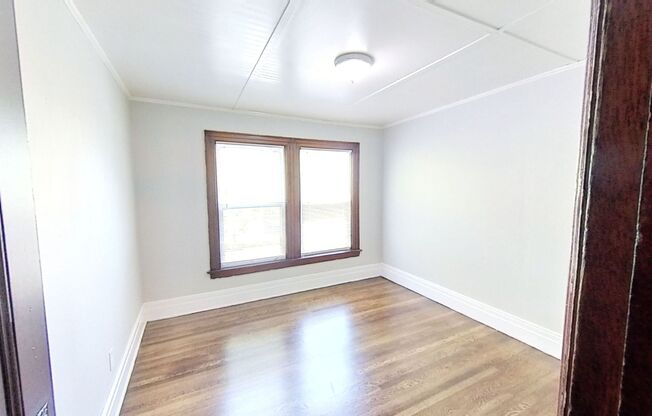 2 beds, 1 bath, 800 sqft, $1,295, Unit 289-B Pearl