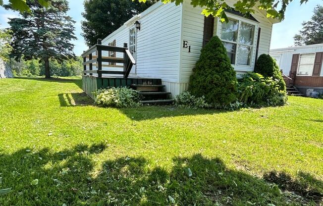 2 beds, 2 baths, 980 sqft, $995