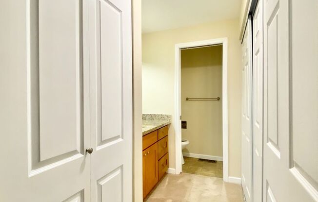 2 beds, 2 baths, $2,050, Unit # 104