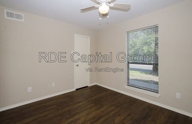 2 beds, 2 baths, 732 sqft, $1,280, Unit 224