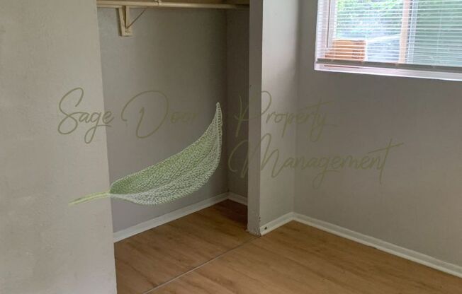 5529-5531 Freeman Ct