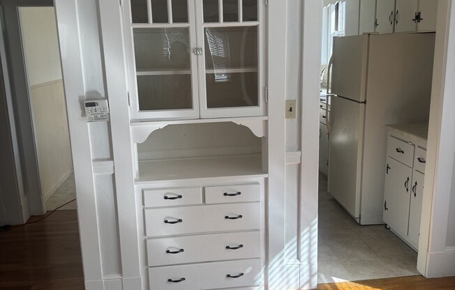 2 beds, 1 bath, 1,100 sqft, $2,200, Unit 1