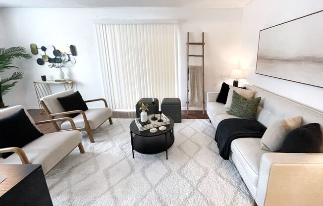 Central One Bedroom close to Downtown