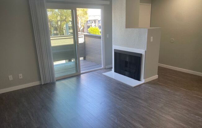 1 bed, 1 bath, 671 sqft, $2,425, Unit G037