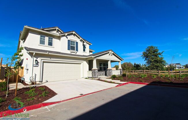 $4695 - Huge 5 Bedroom 4-1/2 Bath Lennar Home with SOLAR and Gourmet Kitchen located in Gilroy