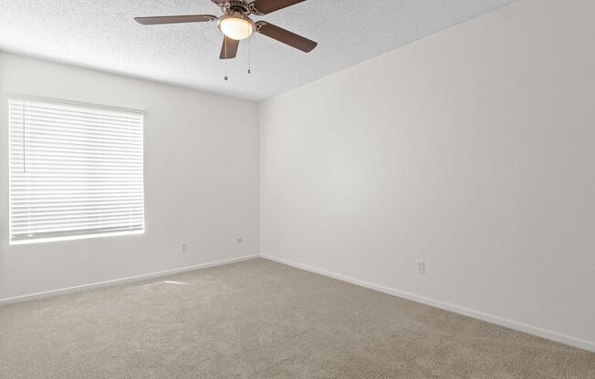 2 beds, 1 bath, 770 sqft, $2,095, Unit 21