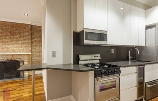 329 E 58th St
