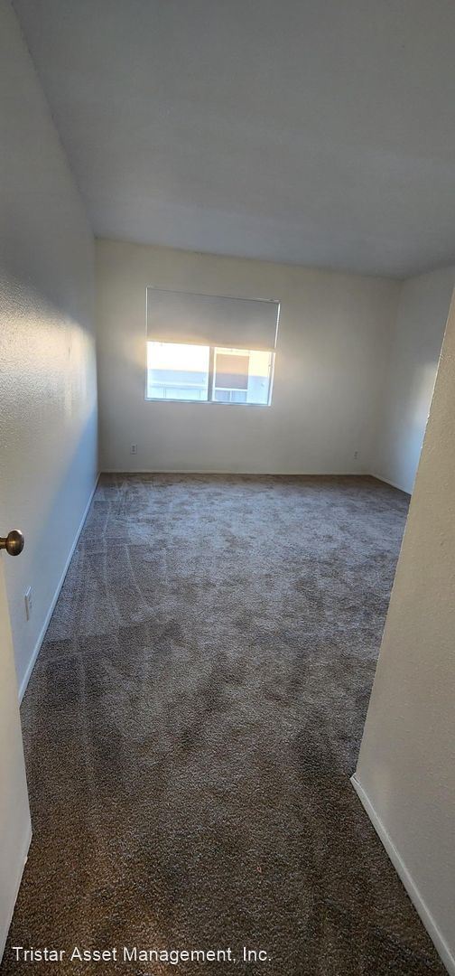 9109 Kenwood Drive