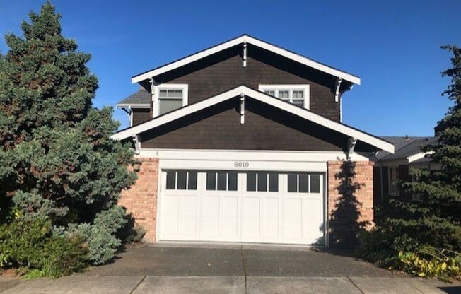 Spacious 3-Level Home Overlooking Magnuson Park