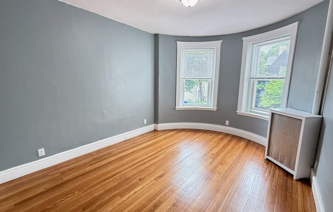 17 Warwick Rd Apt 5