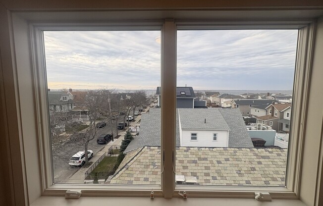 3 beds, 2 baths, 1,000 sqft, $3,800, Unit 3A