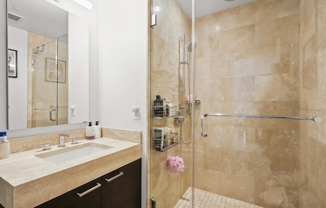 1 bed, 1 bath, 780 sqft, $5,900, Unit 1109