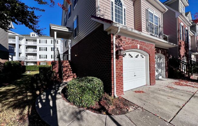 Gorgeous 3 Story Townhome in the the Desirable Lexington Neighborhood