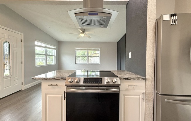 1375 TUSCOLA ST