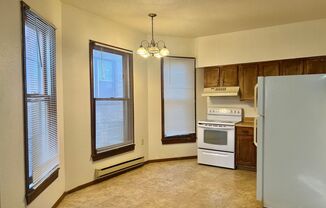 Studio, 1 bath, $605, Unit Apt 1