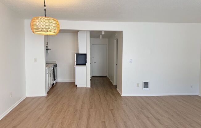 1 bed, 1 bath, 624 sqft, $1,645, Unit 101