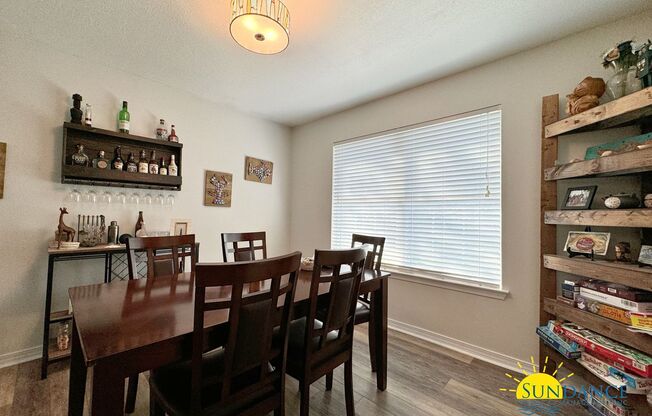 3 beds, 2 baths, $2,000, Unit UNIT B