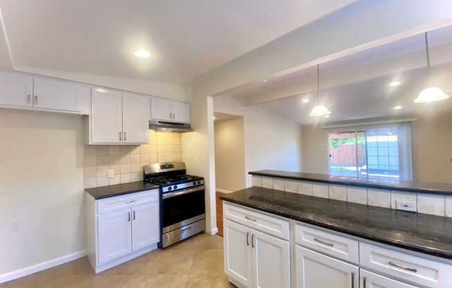 3-bedroom home located in Fremont! – Irvington Neighborhood