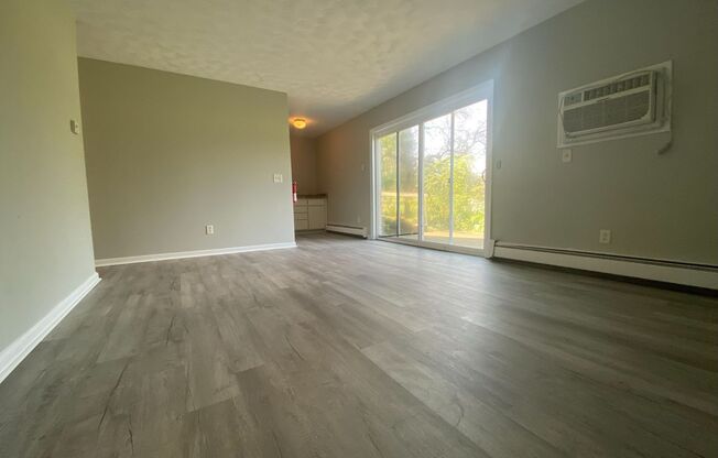 Oakhurst Apartments