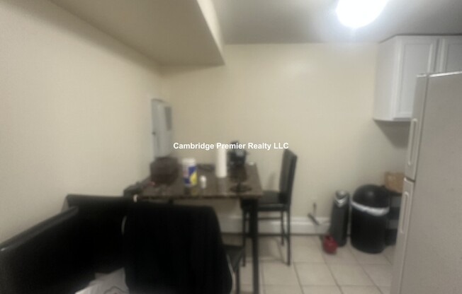 19 CAMERON AVE