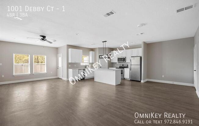 1001 DEBBY CT
