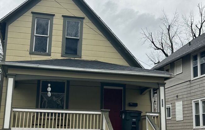 Akron single-family home *Accepting 3+ Section 8 voucher ONLY