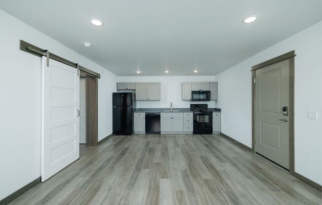 1 bed, 1 bath, 730 sqft, $1,650, Unit 201