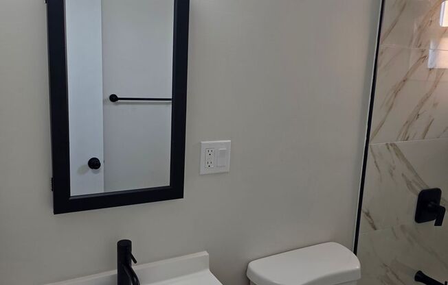 1 bed, 1 bath, 652 sqft, $1,995, Unit 427