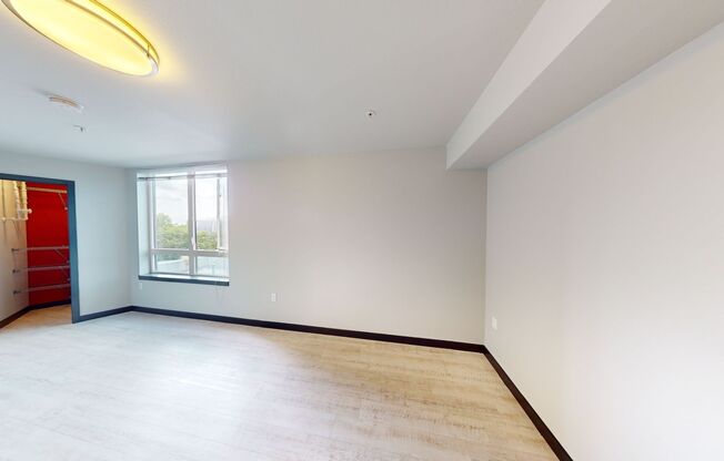 Studio, 1 bath, 272 sqft, $1,095, Unit 210