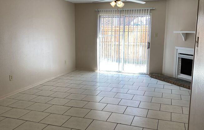 2 beds, 2 baths, $1,025