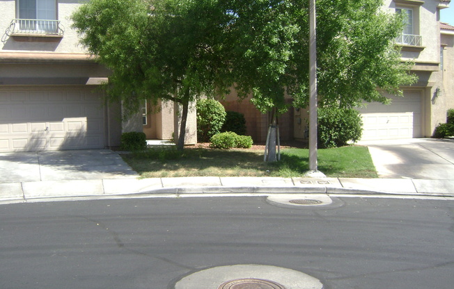 Beautiful Three Bedroom Home in Summerlin