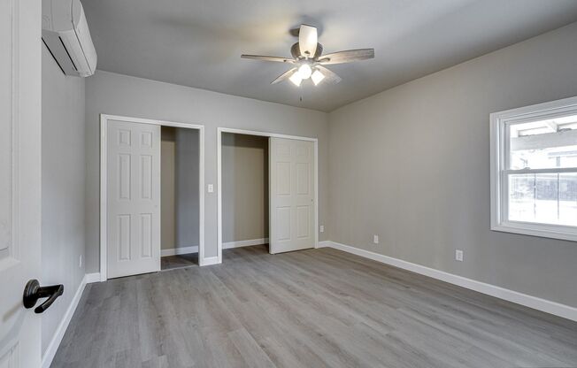 3 beds, 1 bath, 1,250 sqft, $1,999, Unit 3015 - P1