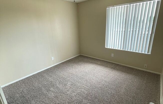 1 bed, 1 bath, 662 sqft, $1,335, Unit 046