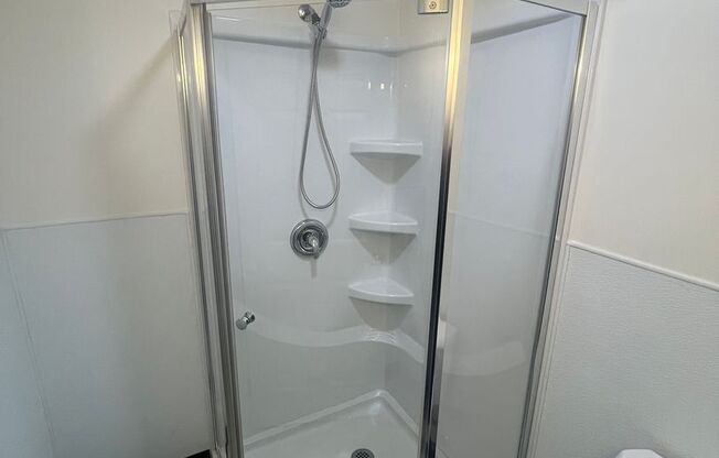 Studio, 1 bath, 300 sqft, $1,350, Unit 48