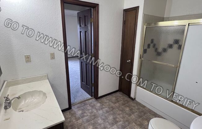 2 beds, 1.5 baths, $1,800