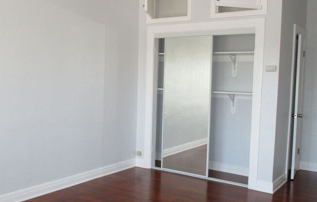 2415 E 53RD LLC