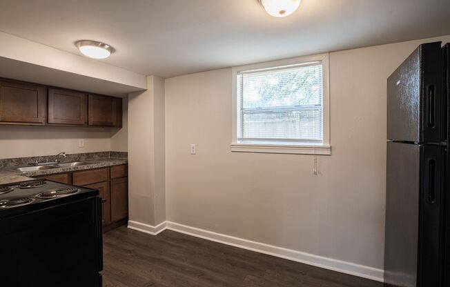Spacious 3 Bedroom, 2 Bathroom Lower Level Duplex Apartment