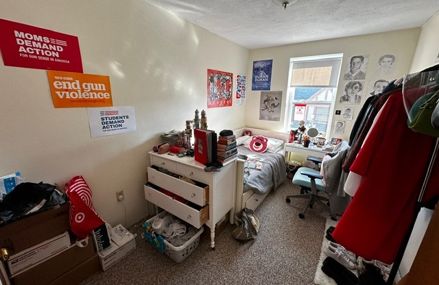 2 beds, 1 bath, $3,250, Unit 401