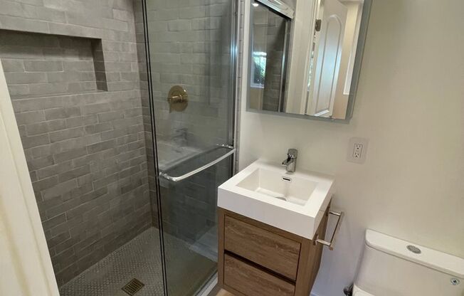 Studio, 1 bath, 312 sqft, $2,095, Unit 04