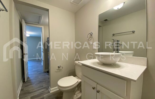 3 beds, 2 baths, $1,150