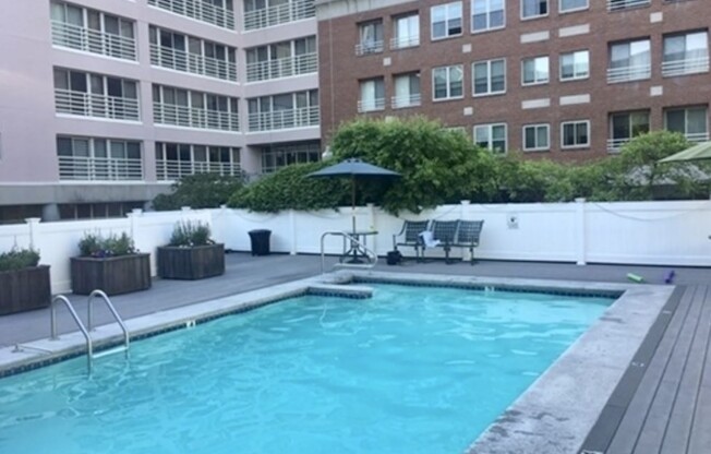 1 bed, 1 bath, 720 sqft, $3,400, Unit 405