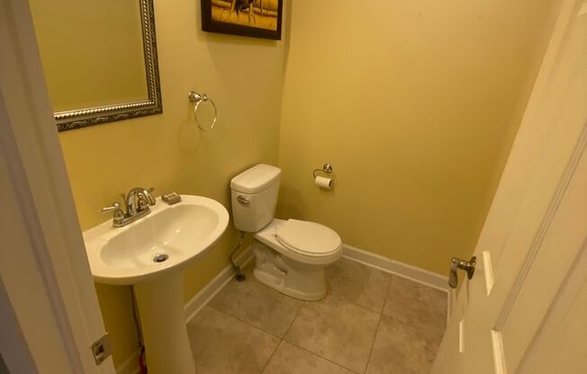 4 beds, 2.5 baths, $4,199