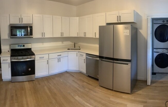 137 Chiswick Rd #2B