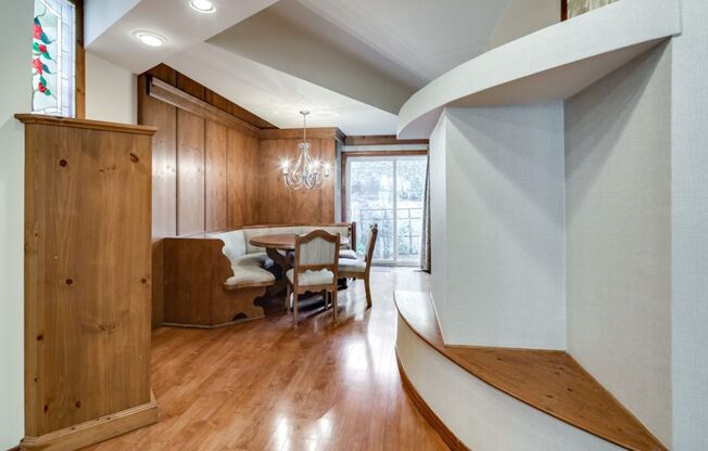 Spacious Three Bedroom Graduate Hospital Home w/ Roof Deck!